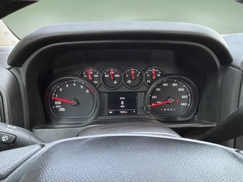 Used 2025 Chevrolet Silverado 1500 W/T RWD image 16