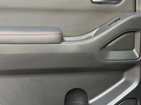 Used 2023 Nissan Frontier PRO-4X w/ Pro Convenience Package image 43