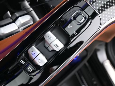 New 2026 Mercedes-Benz S 580 4MATIC Sedan image 13