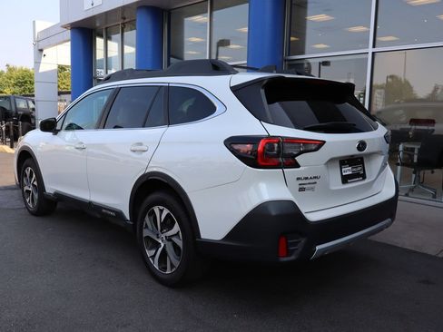 Used 2022 Subaru Outback Limited AWD/4WD image 3