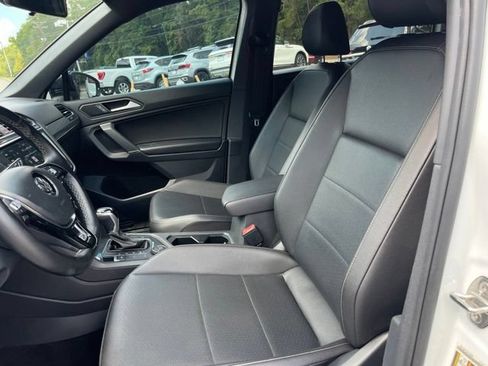 Used 2020 Volkswagen Tiguan SE R-Line w/ 3rd Row Seat Package AWD/4WD image 8