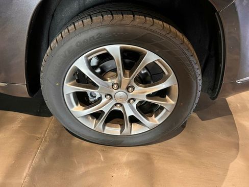 Used 2021 Jeep Grand Cherokee Summit w/ Platinum Series Group image 10