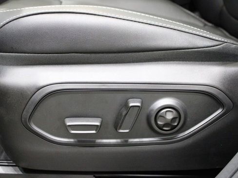 New 2026 Jeep Grand Cherokee Limited Reserve image 25