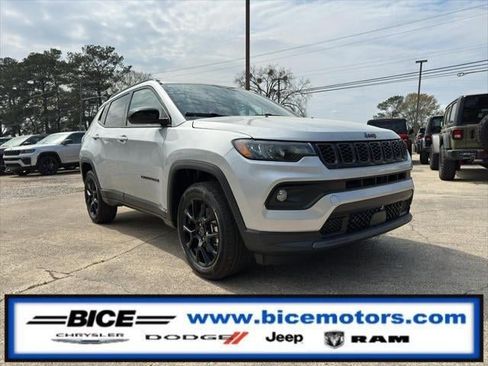 New 2026 Jeep Compass Latitude AWD/4WD image 1