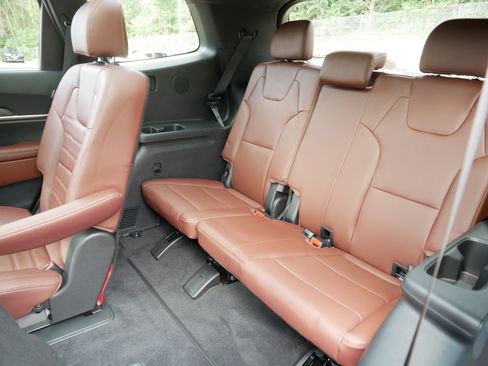 Certified 2023 Kia Telluride SX Prestige AWD/4WD image 36