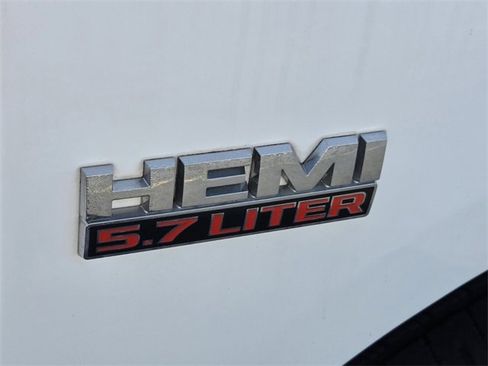 Used 2015 RAM 1500 Express image 9