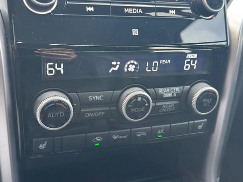 Used 2021 Subaru Ascent Limited w/ Technology Package image 21