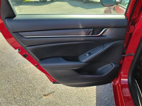 Used 2021 Honda Accord Sport Special Edition image 14