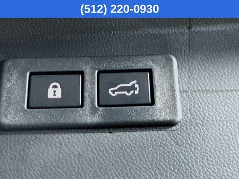 Certified 2025 Subaru Outback Premium image 32