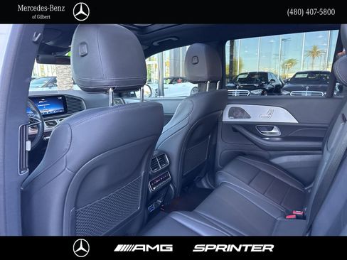 Used 2024 Mercedes-Benz GLS 450 4MATIC image 20