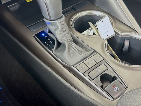 Used 2023 Toyota Camry XSE w/ Navigation Package image 17