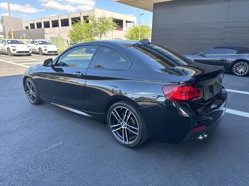 Used 2020 BMW 230i Coupe w/ M Sport Package image 3