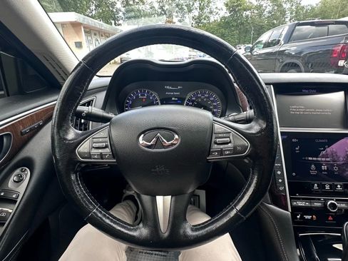 Used 2015 INFINITI Q50 Premium w/ Deluxe Touring Package image 12