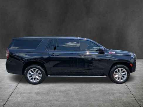 Used 2021 Chevrolet Suburban Z71 AWD/4WD image 3