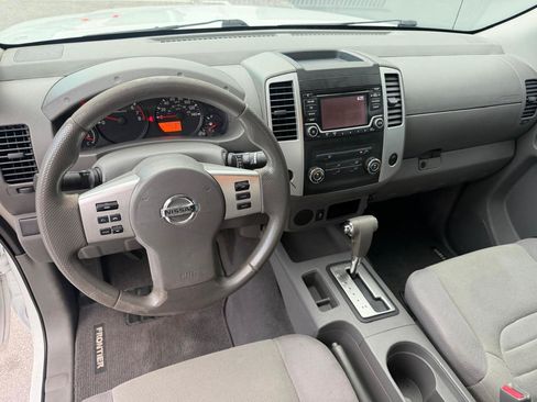 Used 2018 Nissan Frontier S RWD image 15