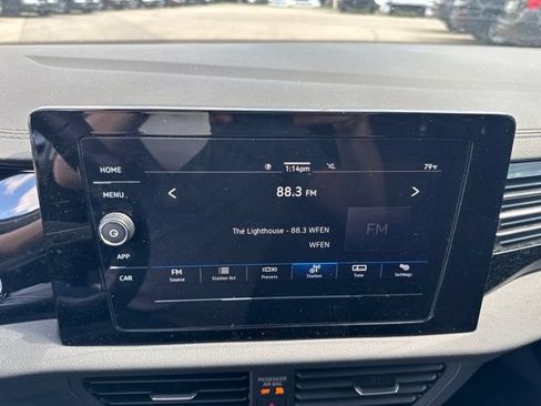 Used 2025 Volkswagen Jetta S FWD image 23