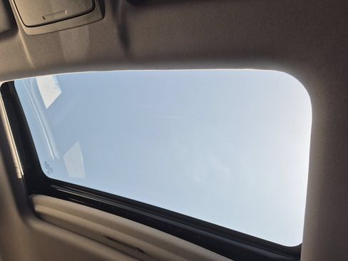 Used 2021 Honda CR-V EX-L image 25