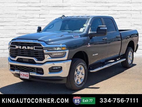 New 2026 RAM 2500 Big Horn AWD/4WD image 7