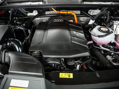 Used 2023 Audi Q5 e Prestige w/ Prestige Package image 26