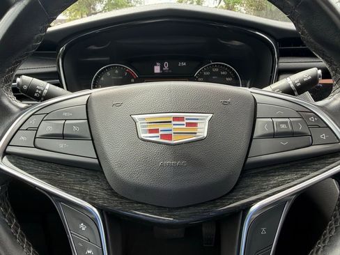 Used 2023 Cadillac XT5 Premium Luxury image 23