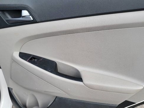 Used 2016 Hyundai Tucson SE w/ Option Group 02 image 27