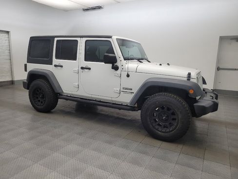 Used 2018 Jeep Wrangler Unlimited Sport S image 11