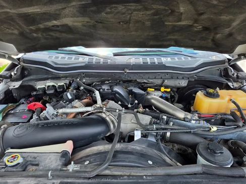 Used 2017 Ford F250 Lariat w/ Lariat Value Package AWD/4WD image 16