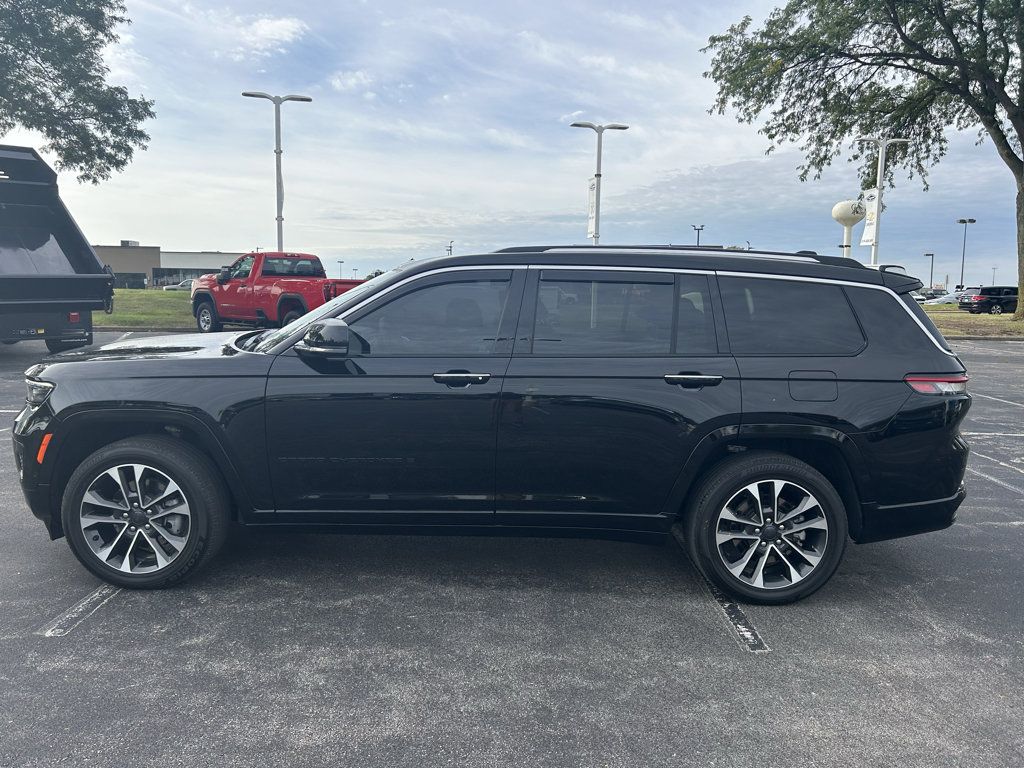 Used 2023 Jeep Grand Cherokee L Overland AWD/4WD image 4