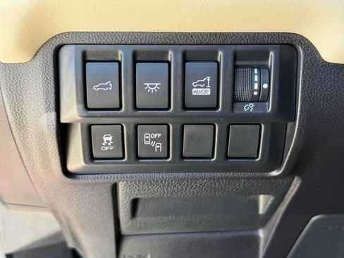 Used 2020 Subaru Ascent Limited w/ Popular Package #3 AWD/4WD image 23