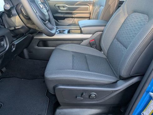 New 2026 RAM 1500 4x4 Crew Cab image 11