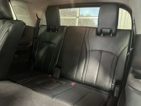 Used 2023 INFINITI QX60 Luxe image 27