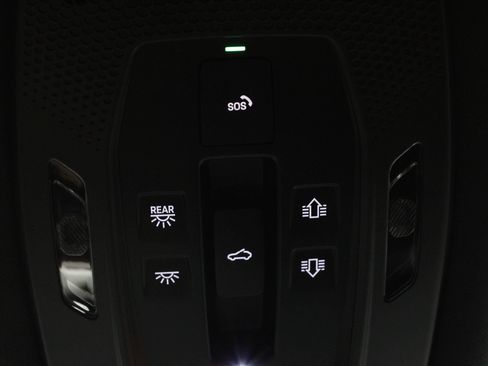 Certified 2024 Porsche Cayenne S AWD/4WD image 36