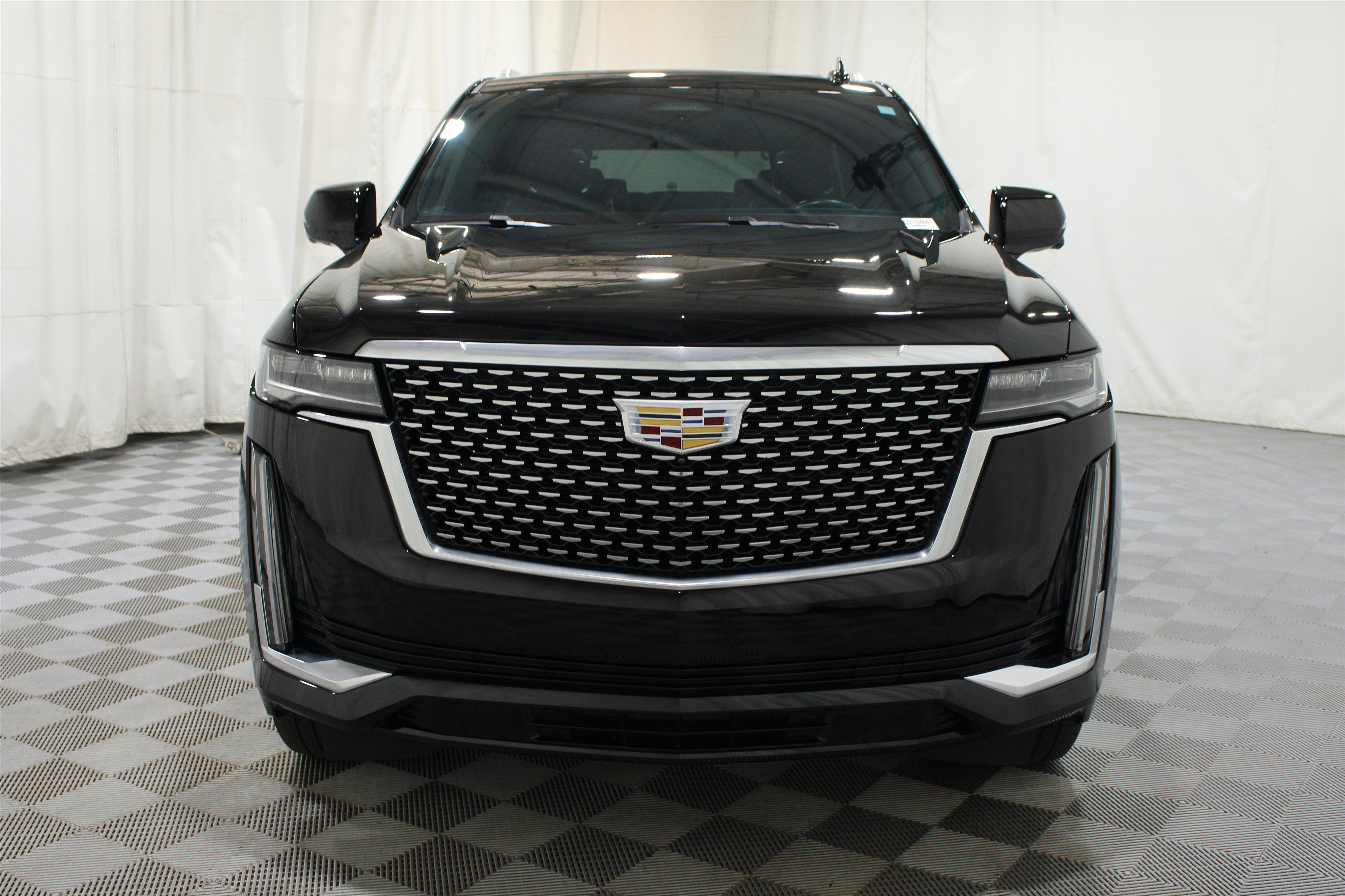 Certified 2024 Cadillac Escalade Premium Luxury w/ Performance Package AWD/4WD image 40