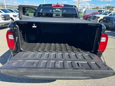 New 2026 GMC Canyon AT4 image 17