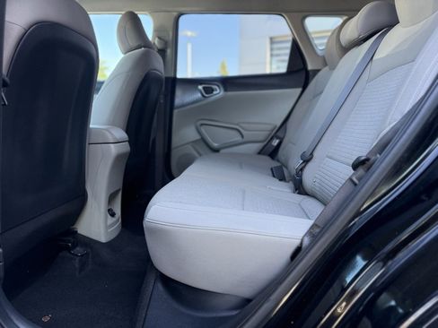 Used 2022 Kia Soul S image 14