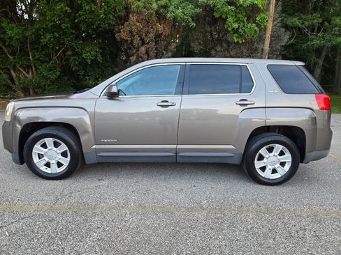 Used 2012 GMC Terrain SLE AWD/4WD image 4