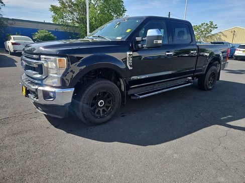 Used 2022 Ford F350 XLT w/ XLT Premium Package AWD/4WD image 1