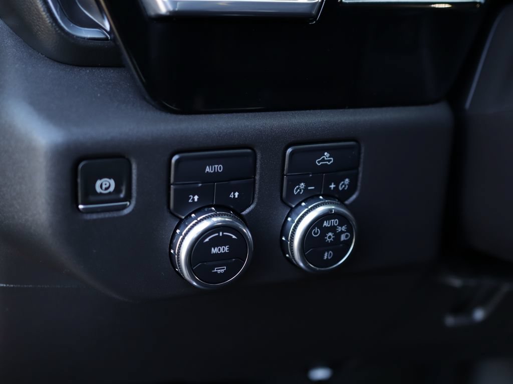 Used 2024 GMC Sierra 1500 Elevation AWD/4WD image 10
