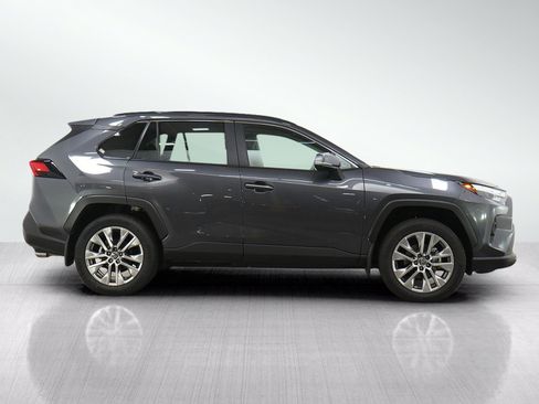 Used 2025 Toyota RAV4 XLE Premium w/ Weather Package AWD/4WD image 6