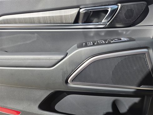 New 2025 Kia Telluride EX image 16