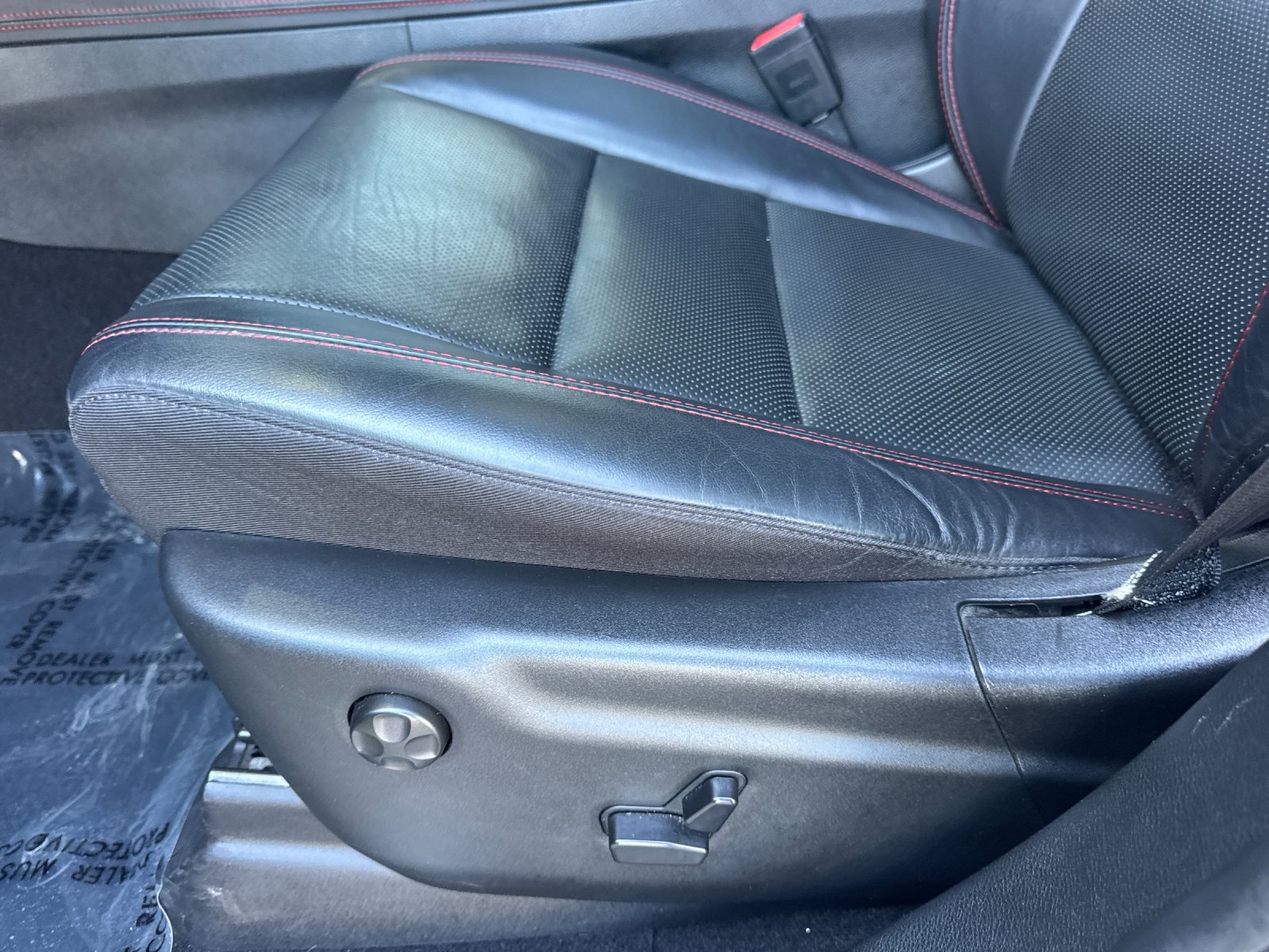 Used 2025 Dodge Durango GT AWD/4WD image 13