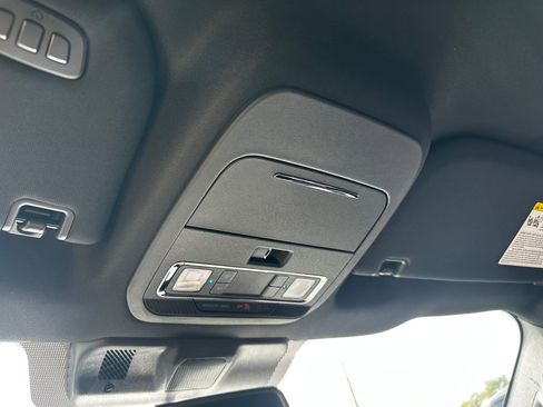 New 2025 Ford F150 Lariat w/ Equipment Group 502A High image 78