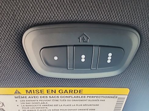 New 2026 Chrysler Pacifica Select FWD image 37
