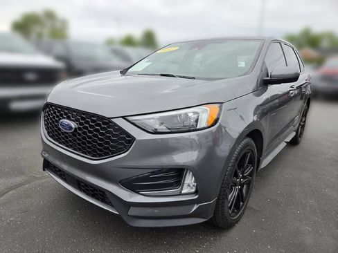 Certified 2023 Ford Edge ST-Line AWD/4WD image 4