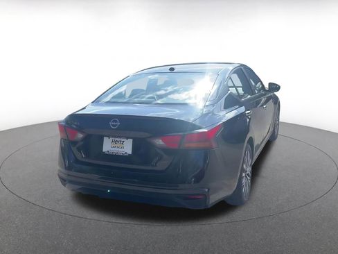 Used 2025 Nissan Altima 2.5 SV image 12