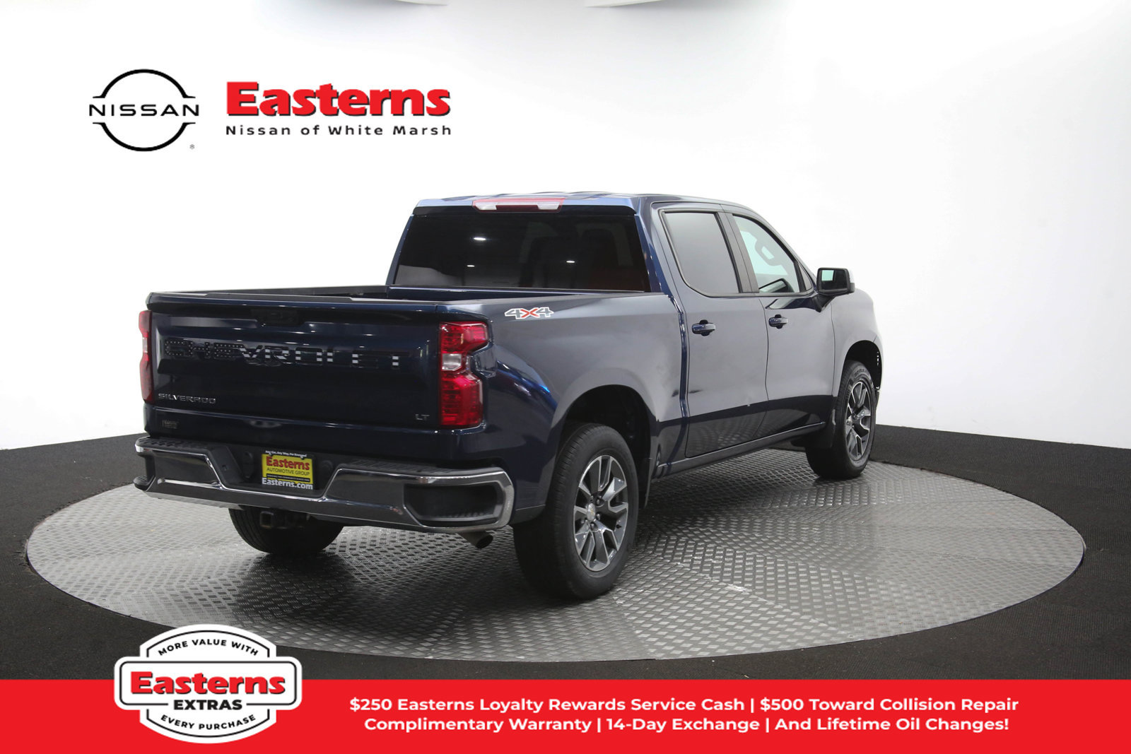 Used 2023 Chevrolet Silverado 1500 LT AWD/4WD image 44