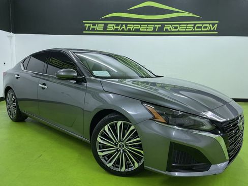 Used 2023 Nissan Altima 2.5 SL image 1