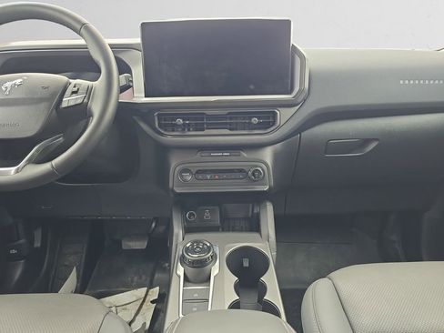 Used 2025 Ford Bronco Sport Badlands image 12