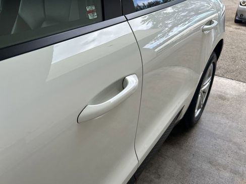 Used 2024 Porsche Macan image 16