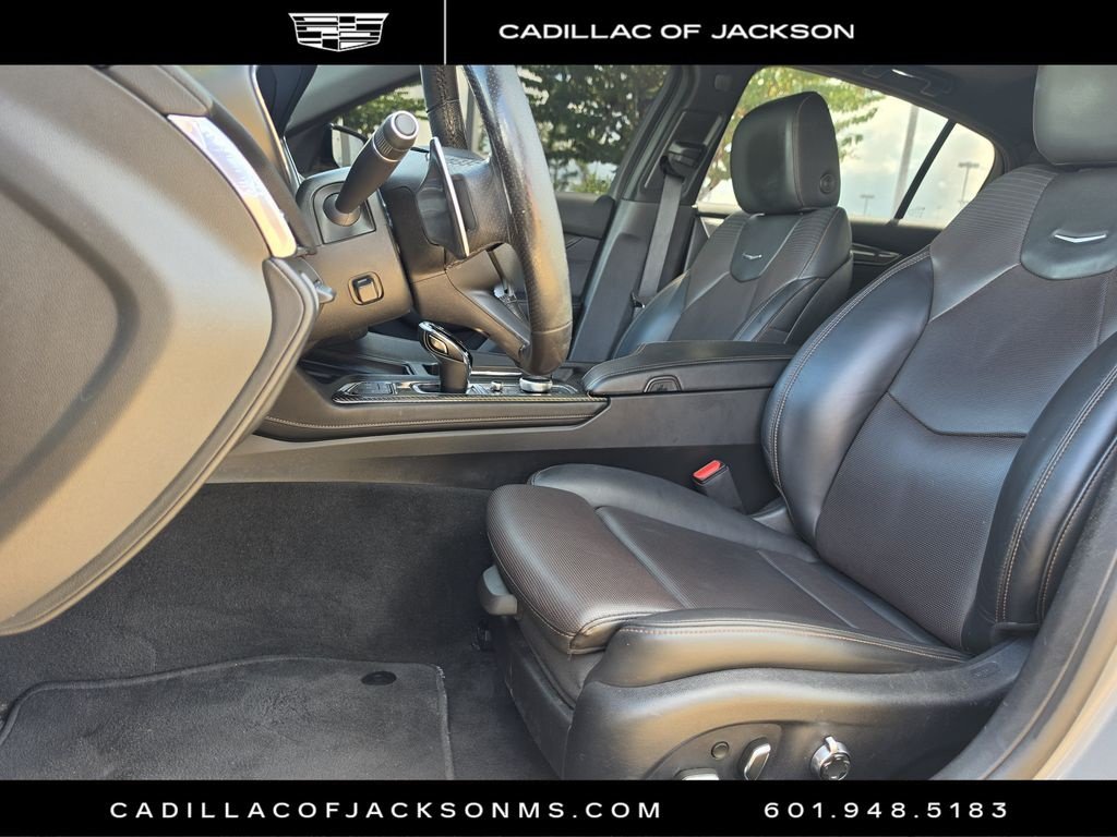 Used 2023 Cadillac CT5 Sport RWD image 13